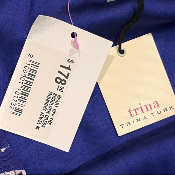 NEW Trina Turk Blue & White Floral Off The Shoulder Smocked Shift Dress Medium - Picture 7 of 12